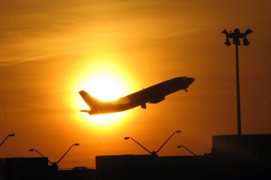 avión en aeropuerto de Boston