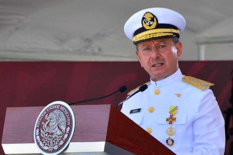 Almirante José Rafael Ojeda Durán durante un discurso