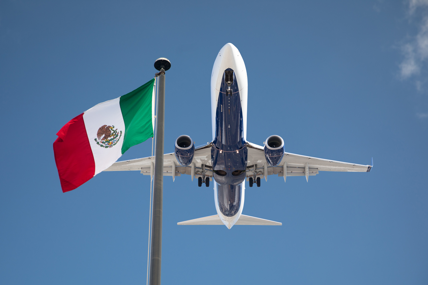 seguridad aeroportuaria México avión