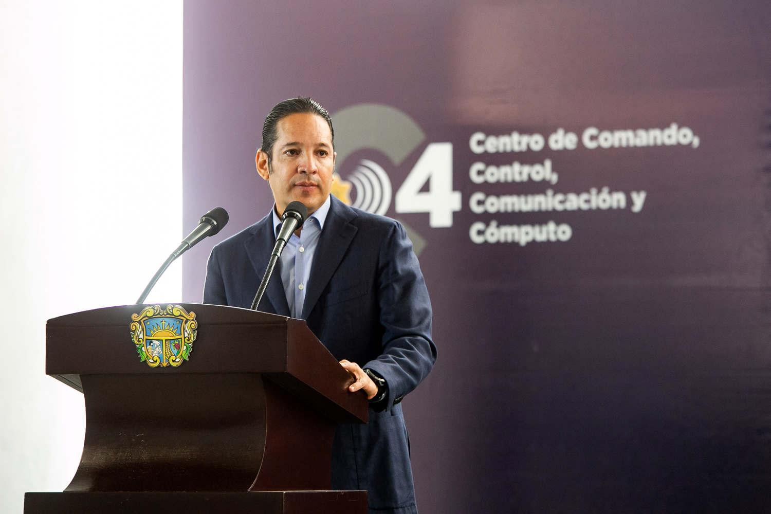 seguridad pública Francisco Domínguez Servién gobernador de Querétaro
