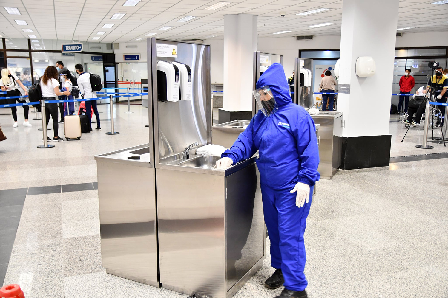 Infraestructuras críticas y seguridad aeroportuaria. Limpieza de un aeropuerto de Paraguay