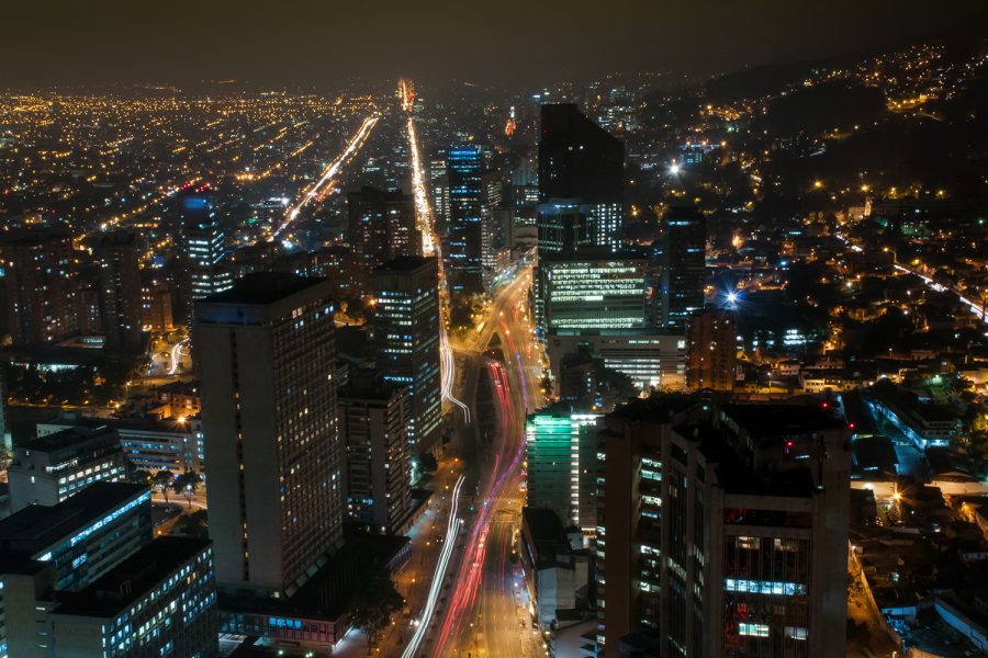 Vista nocturna de la ciudad de Bogotá