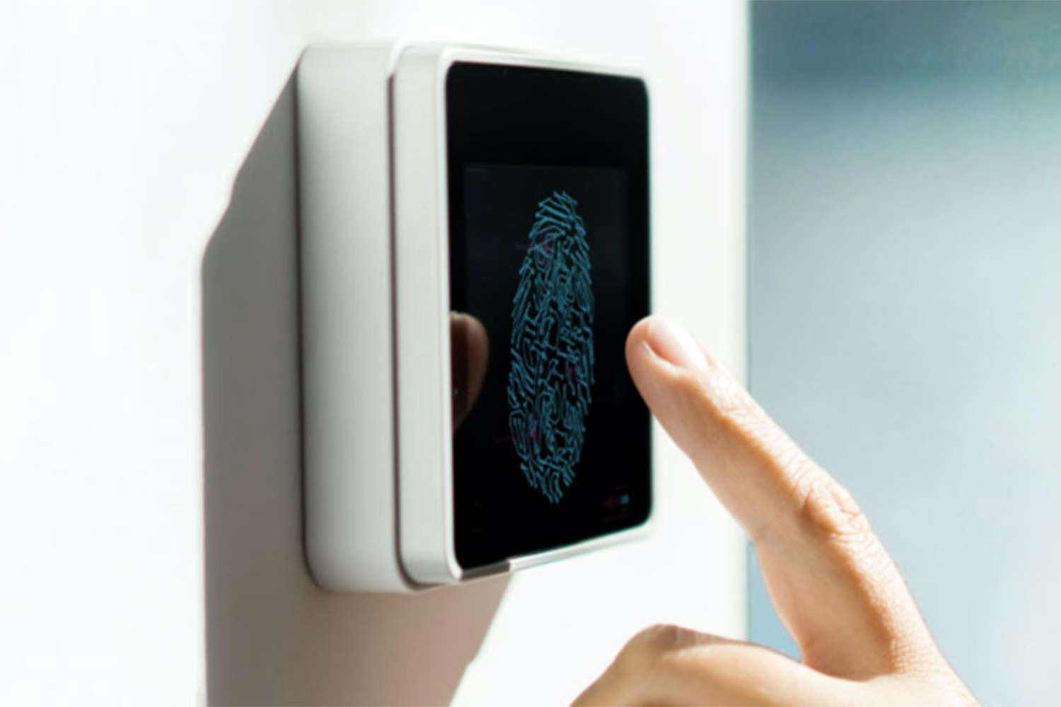 empresa de ciberseguridad SIA solución de control de accesos con huella digital