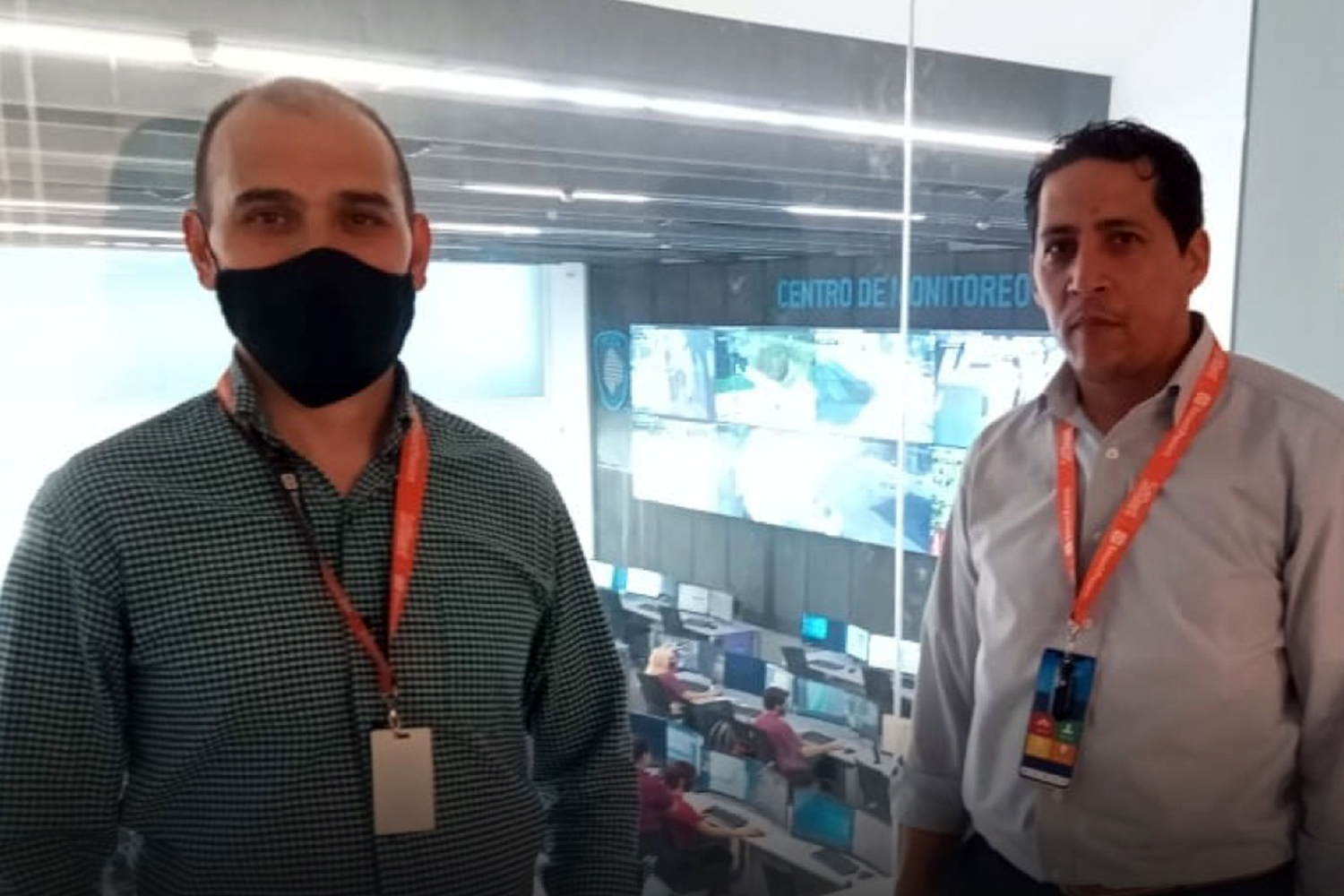 Delegación de SoftGuard visitó el centro de videovigilancia de Chacarita