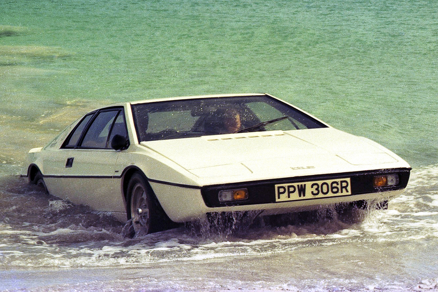 Lotus Esprit S1 de James Bond