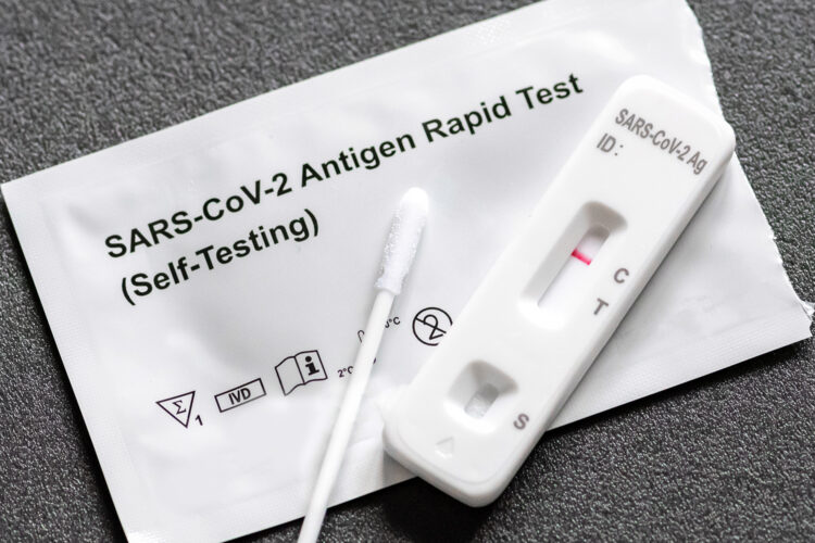 test de antígenos de COVID-19