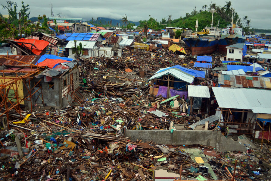 Daños provocados por el tifón Haiyan en Filipinas en noviembre de 2013