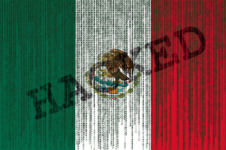 bandera de México con la palabra hacked