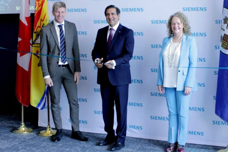 inauguración del nuevo Centro de Defensa de Infraestructuras Críticas de Siemens en Canadá