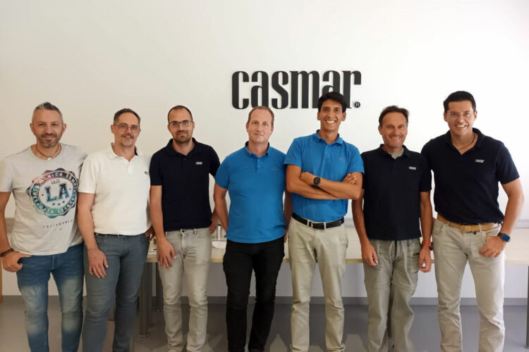 trabajadores de la empresa española Casmar y la firma sueca Protect