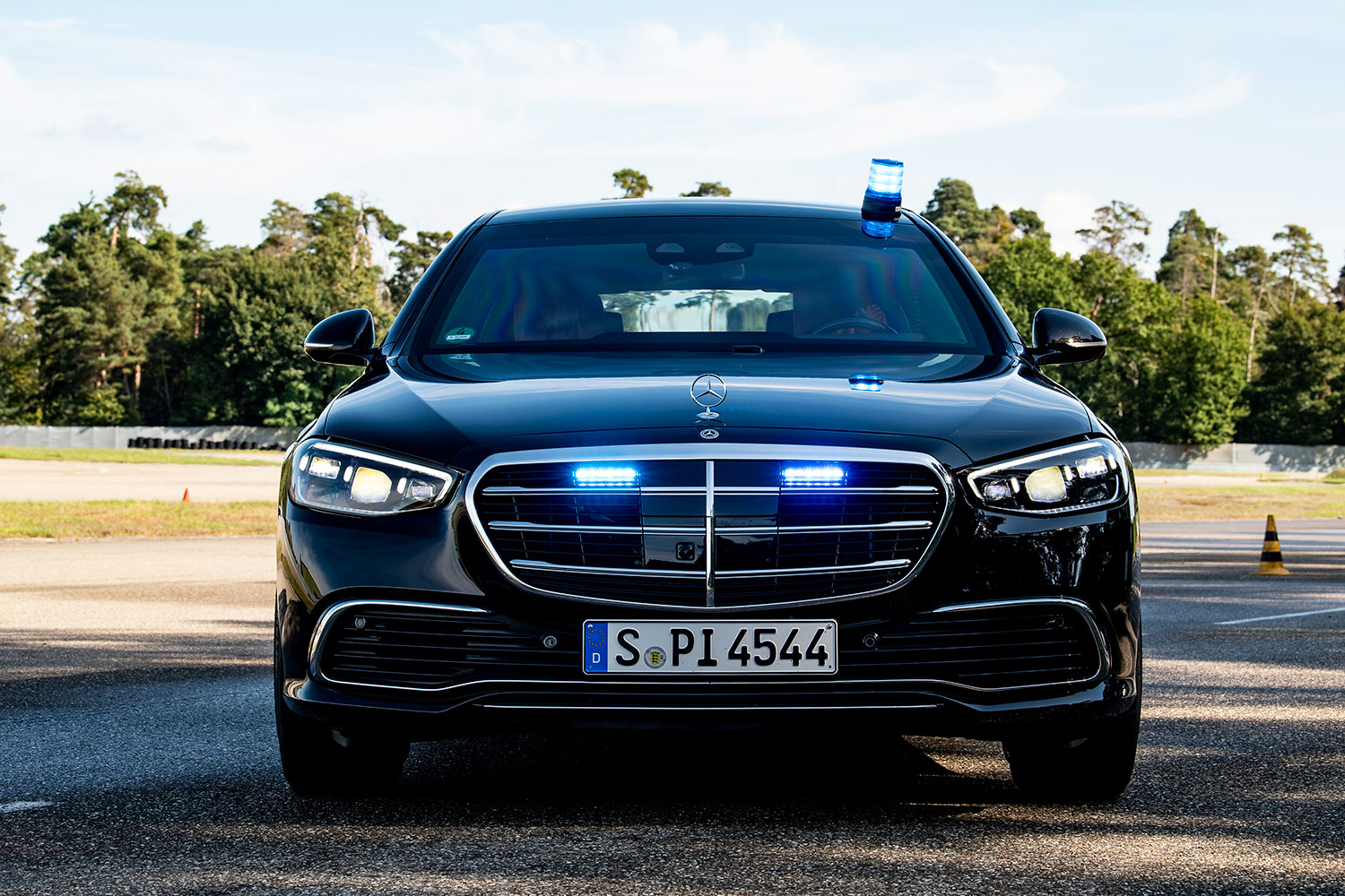 Mercedes-Benz S 680 Guard blindado