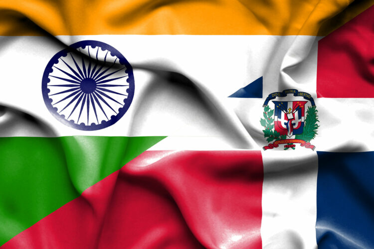 banderas de India y República Dominicana