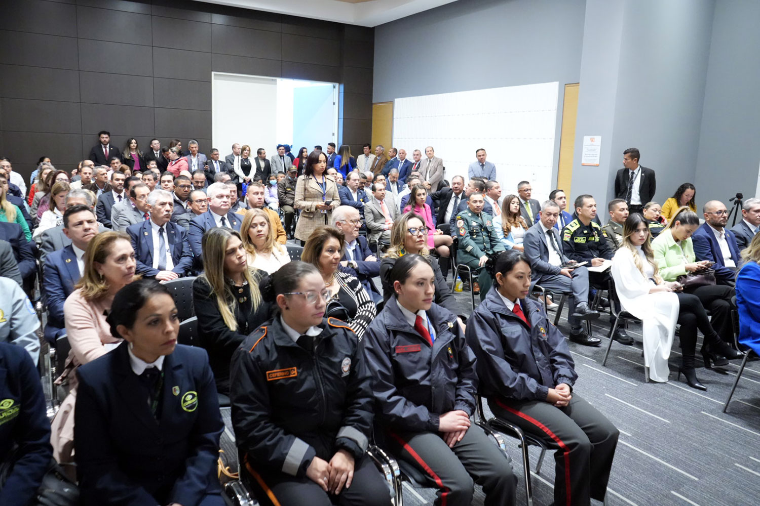 El evento contó con la participación de representantes del sector y delegados de entidades del Gobierno.