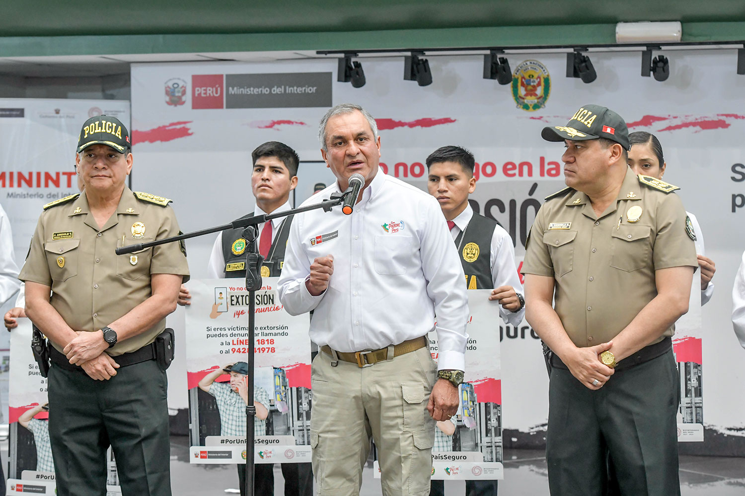 Vicente Romero, ministro del Interior del Perú.