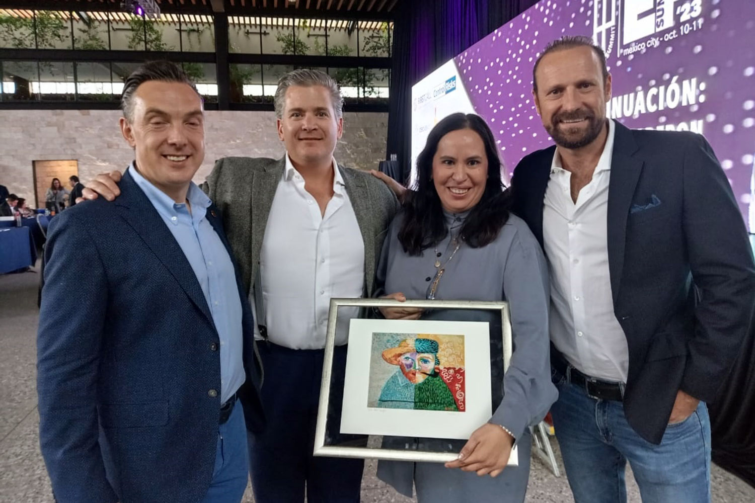 Iván Ivanovich, Pablo Ortiz Monasterio, Luz María Cruz Martínez y Gonzalo Senosiain en el evento EP Summit 2023