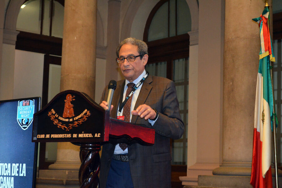 El académico y analista político Sergio Aguayo en el V Congreso Mexicano PIC.