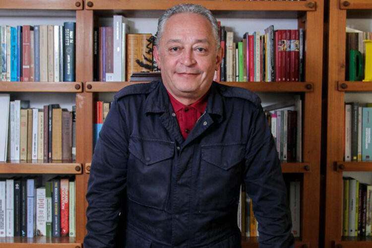 Javier Oliva Posada, profesor e investigador en la Facultad de Ciencias Políticas y Sociales de la UNAM.