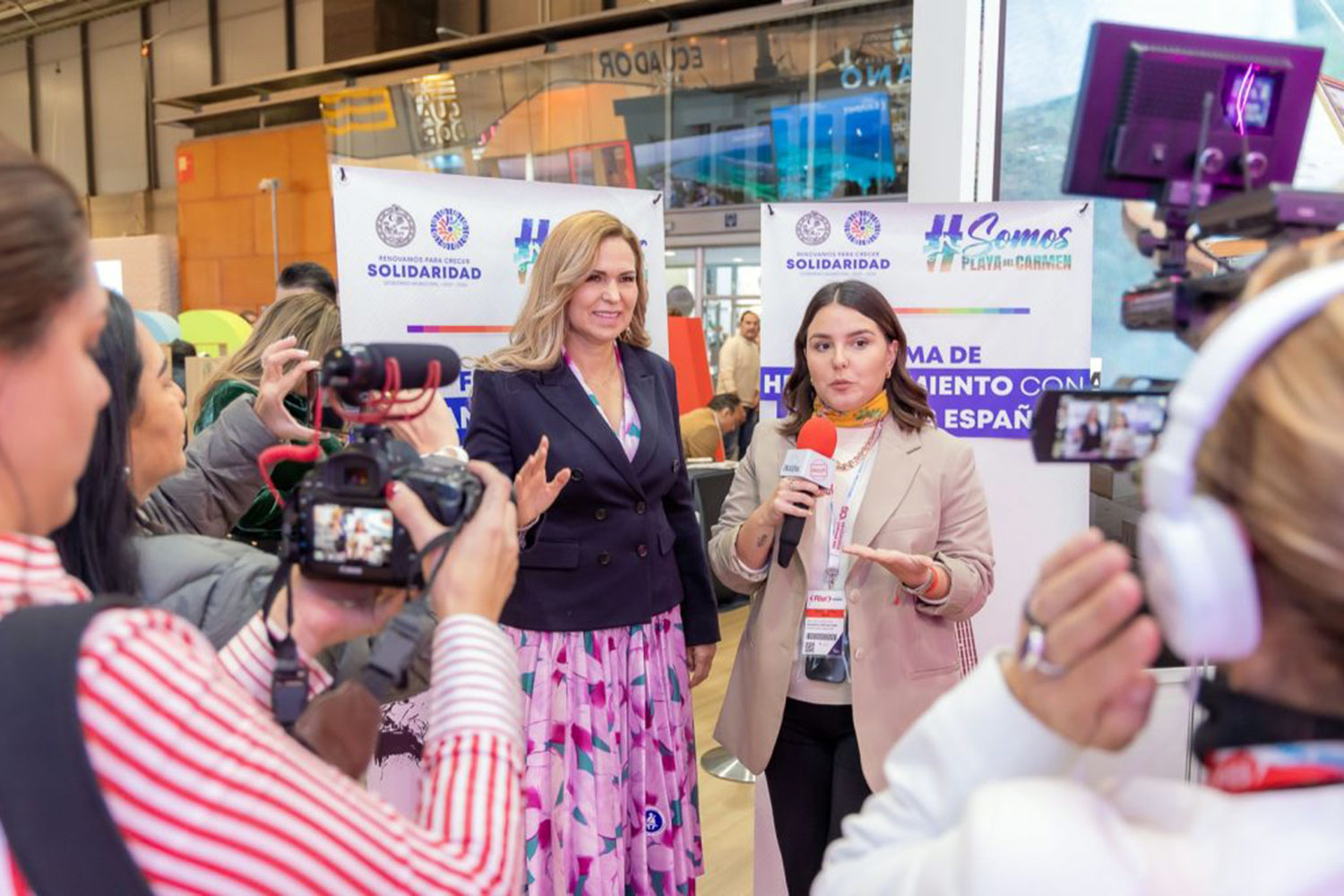 Lili Campos, presidenta municipal de Solidaridad (Quintana Roo, México), en la Feria Internacional de Turismo (Fitur)