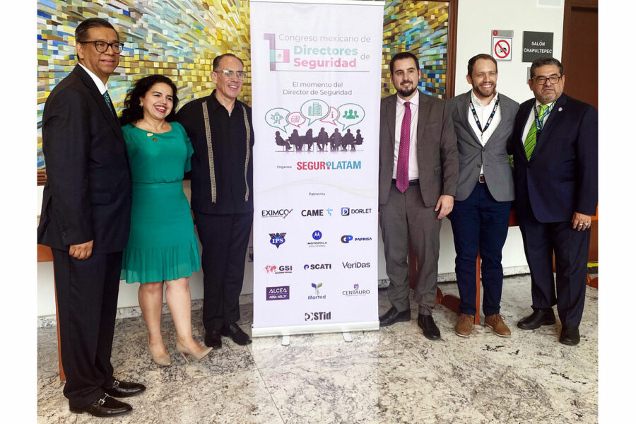 De izquierda a derecha: Gonzalo Enrique Alamillo, Ana Luisa Guzmán, Cesáreo Carvajal, Javier Borredá García, Rodrigo Funcia y Rubén Fajardo en el I Congreso Mexicano de Directores de Seguridad.