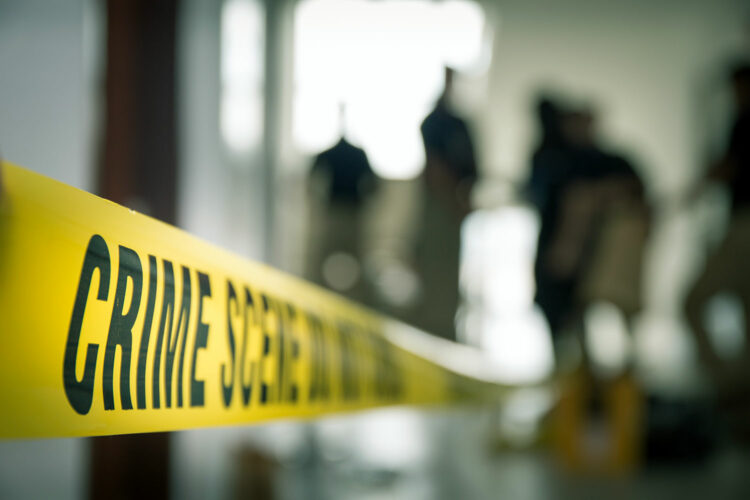 cinta amarilla de escena del crimen