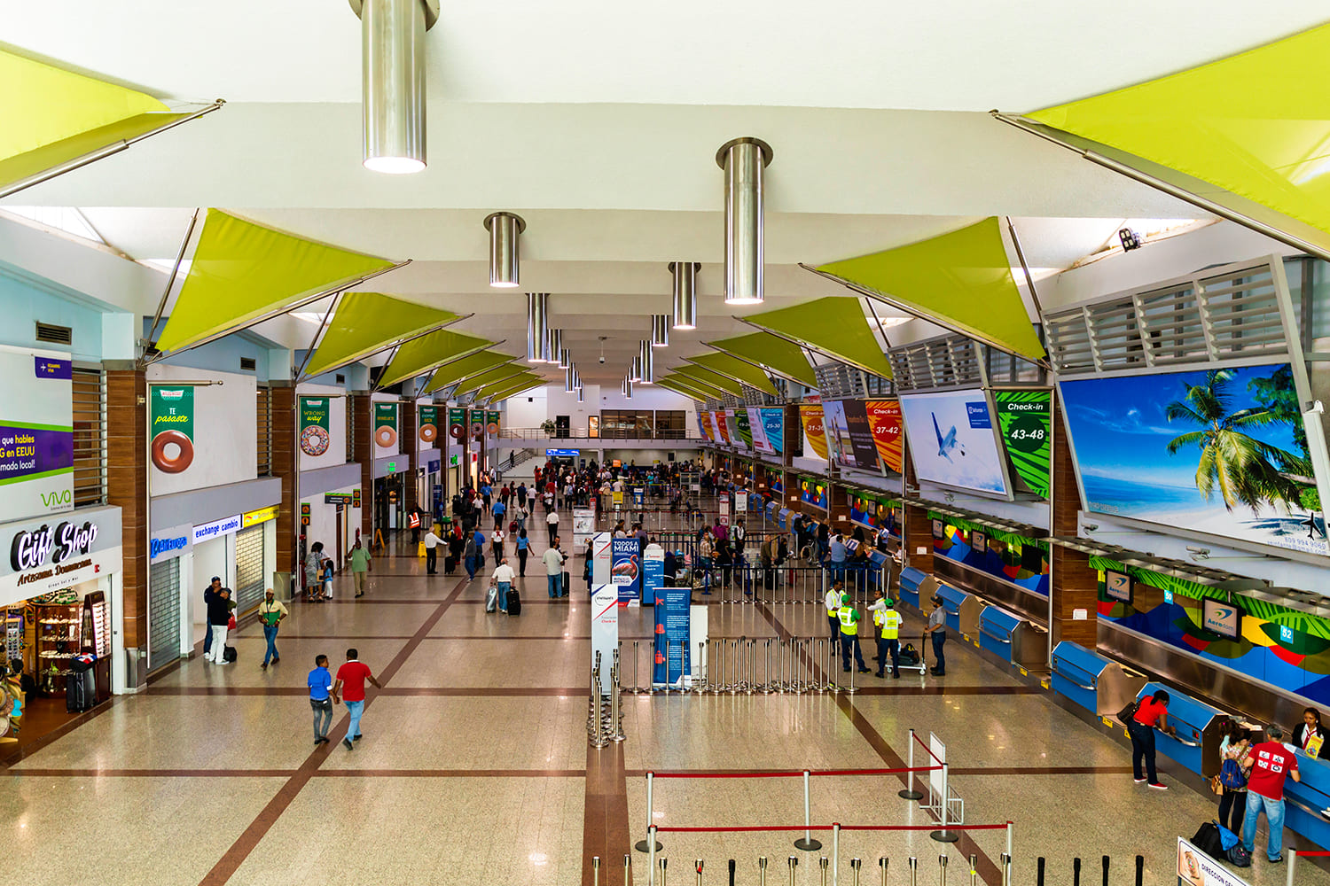 Terminal del Aeropuerto Internacional de Las Américas en Santo Domingo, capital de República Dominicana