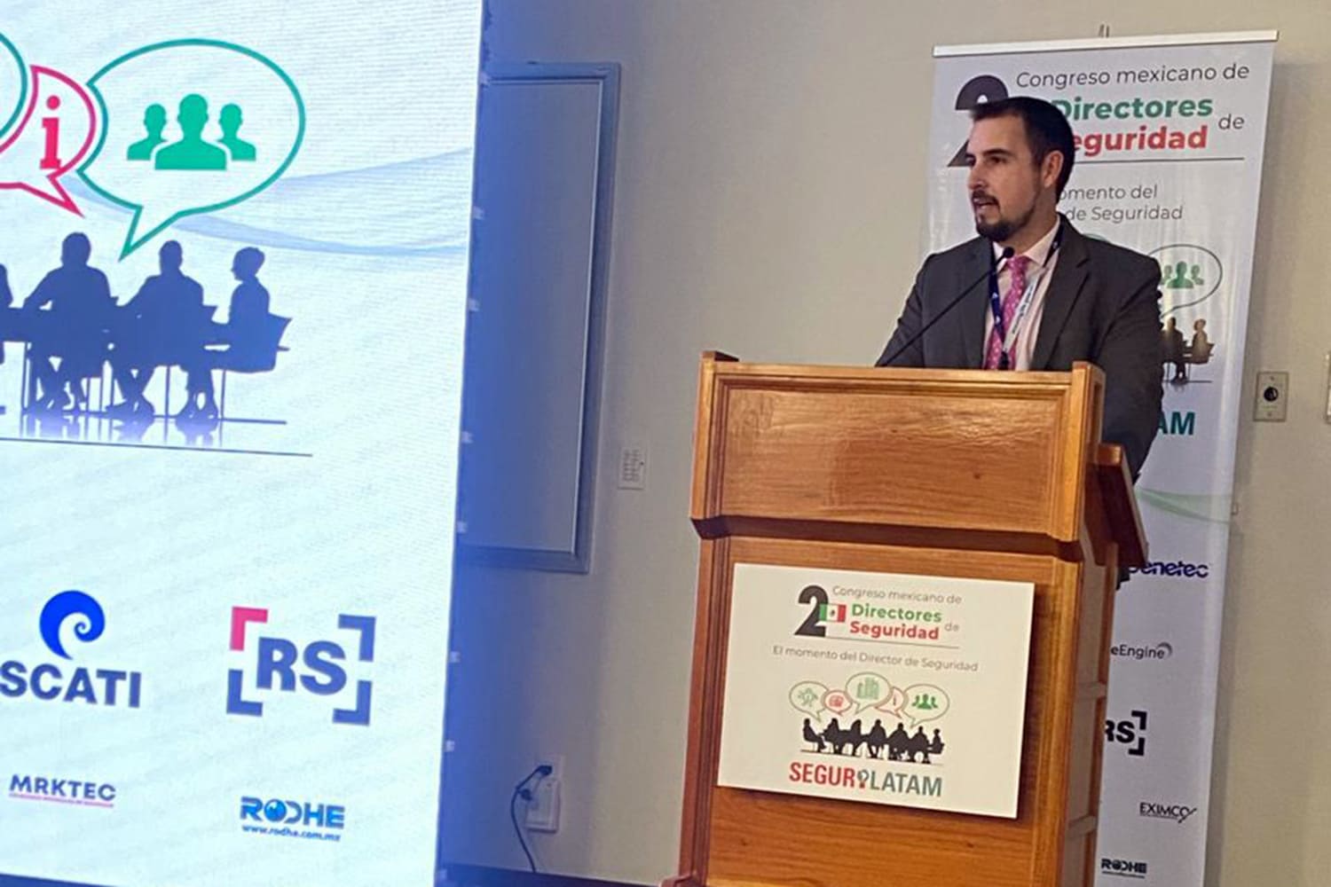 Javier Borredá García, director de ‘Segurilatam’, se dirige a los asistentes del II Congreso Mexicano de Directores de Seguridad