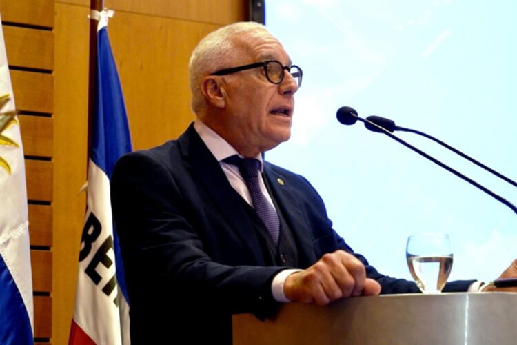 Carlos Negro, ministro del Interior de Uruguay