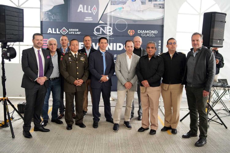 representantes del sector privado y la Sedena organizado por el CNB en México