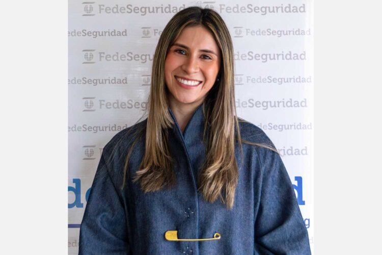 Manuela Cardozo Ramos, directora de Asuntos Legales y Comunicaciones de FedeSeguridad.