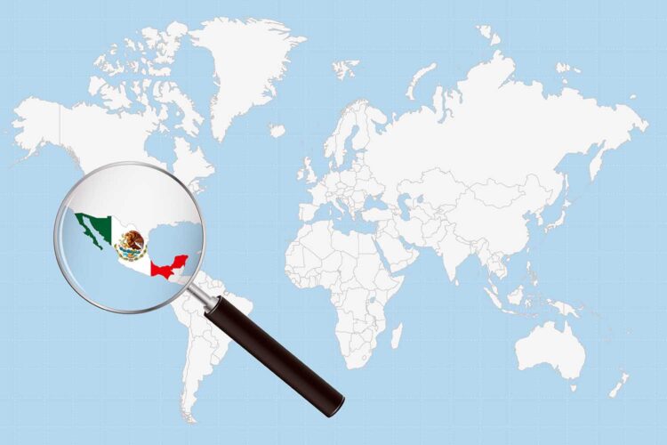 una lupa sobre el mapa de México
