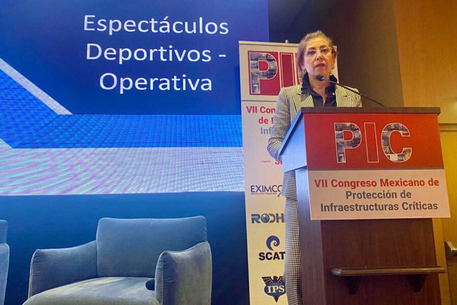 La comisaria principal Yolanda Rodríguez, consejera de Interior de la Embajada de España en México, en el VII Congreso Mexicano PIC