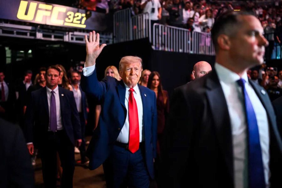 Donald Trump, rodeado de escoltas, en un evento deportivo celebrado en Miami