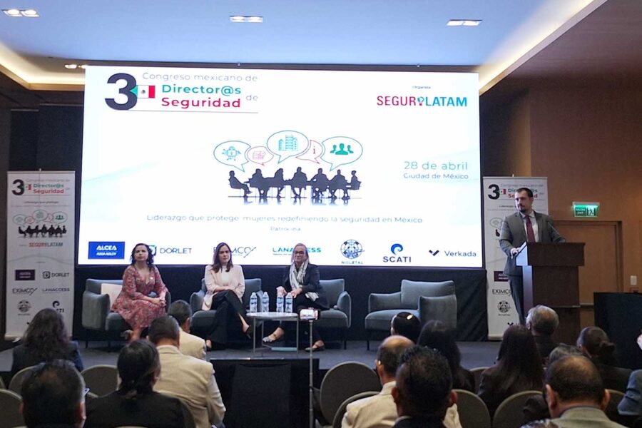 Javier Borredá García, director de ‘Segurilatam’, inaugura el III Congreso Mexicano de Directores de Seguridad en presencia de Ana Luisa Guzmán (ASIS Capítulo México 217), Coral Meza (GEMARC) y Verónica Torres Landa (AMESP).